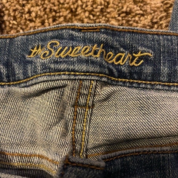 Old Navy Jeans - Picture 4 of 5